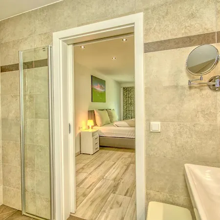 Apartment Alpin & Seeresort Top 31b - By Alpen Zell am See